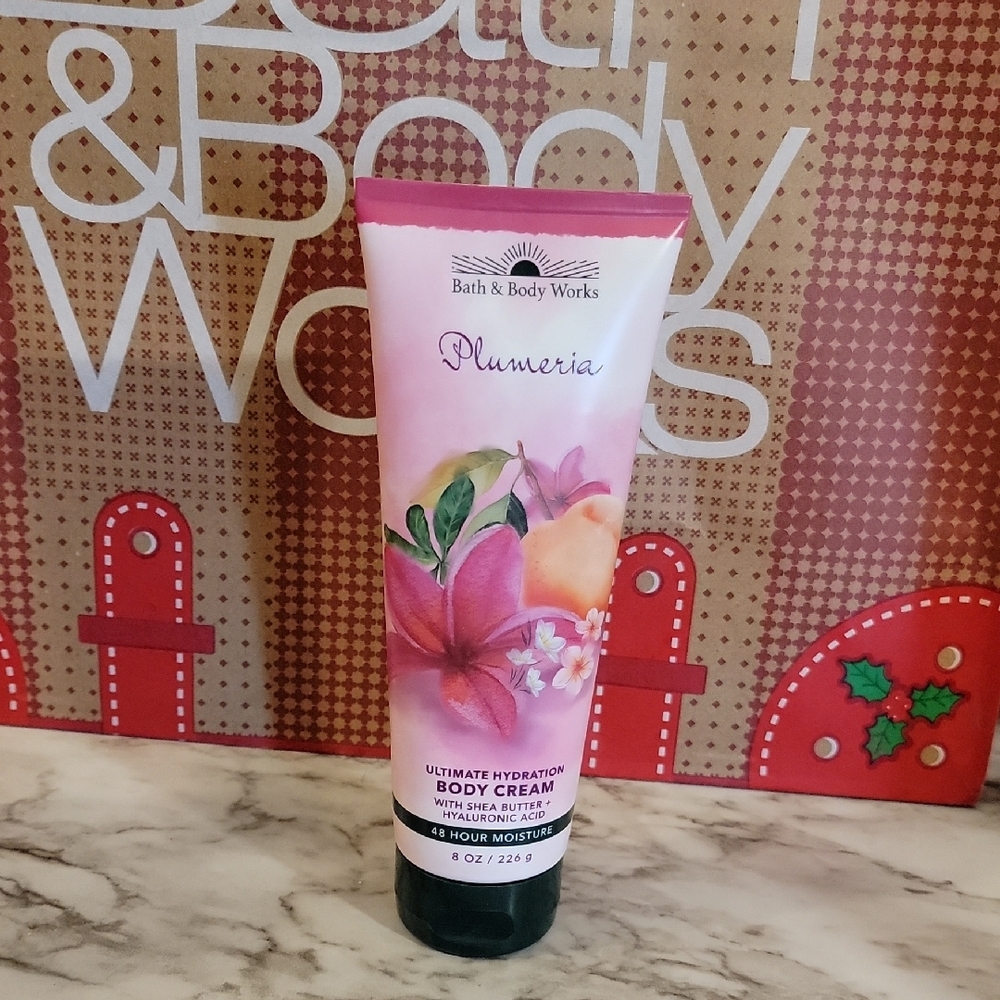 Bath & Body Works Plumeria Body Cream - Pink and Green - Picture 2 of 6